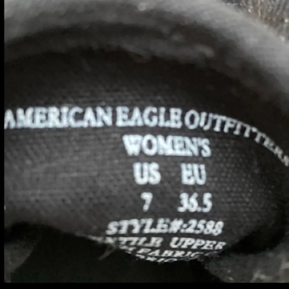 Sparkly Shoes AMERICAN EAGLE Chuck Taylor Style Shiny Black White Size 7
